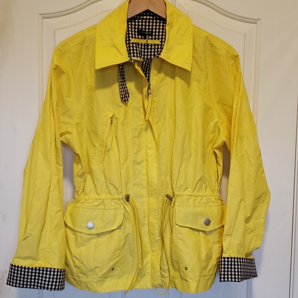 600 West Yellow Black Zip Jacket Size Large